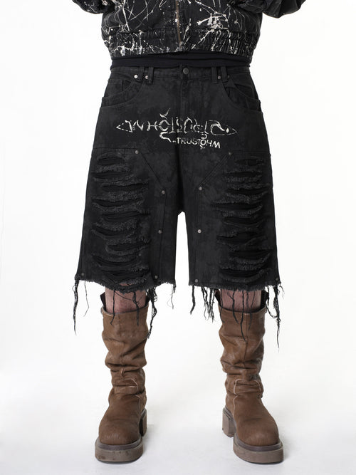 ”Truth“ Printed Distressed Knee Waxed Cloud Work Jorts